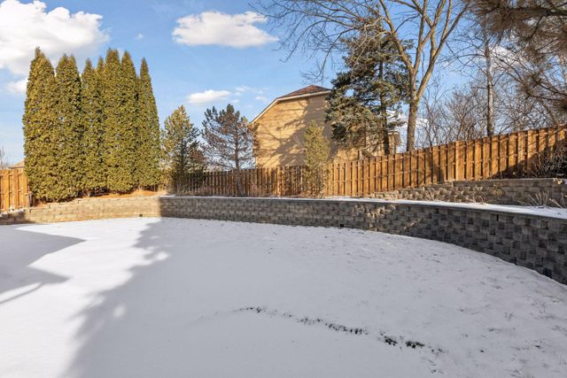 1507 Arden Vista Court, Arden Hills, MN 55112