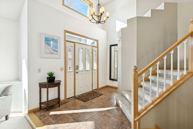 1507 Arden Vista Court, Arden Hills, MN 55112