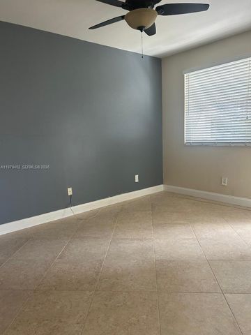 3255 NE 184th St 12215, Aventura, FL 33160