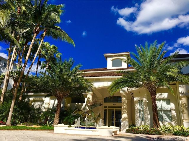 3255 NE 184th St 12215, Aventura, FL 33160