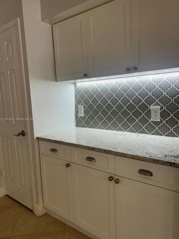 3255 NE 184th St 12215, Aventura, FL 33160