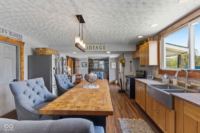 4098 E State Road 38, New Castle, IN 47362