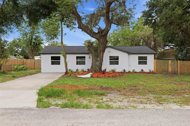 705 E 126TH AVENUE, Tampa, FL 33612
