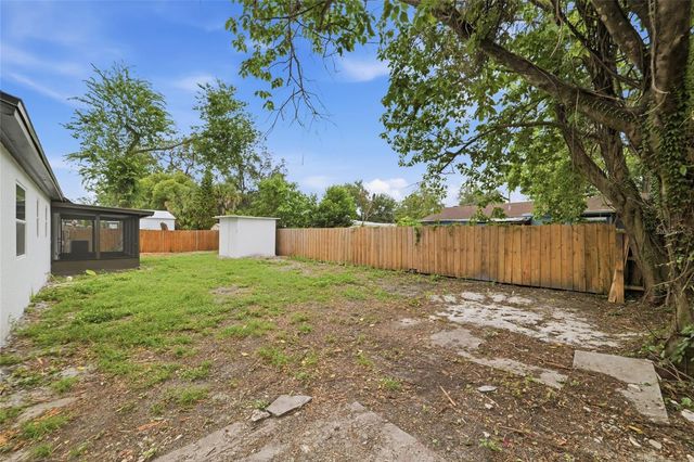 705 E 126TH AVENUE, Tampa, FL 33612