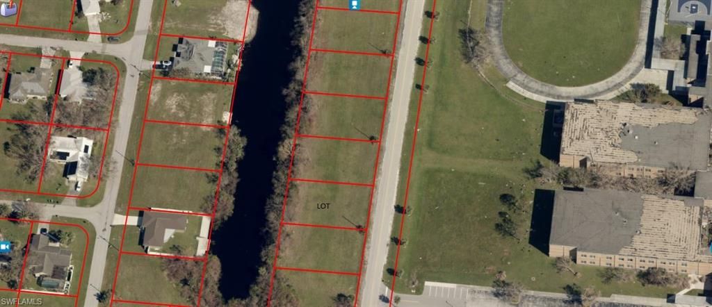 Image 1 of property listing at 1702 10th PL, Cape Coral, FL 33909
