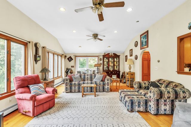 274 Great Road, Stow, MA 01775