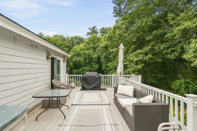 274 Great Road, Stow, MA 01775