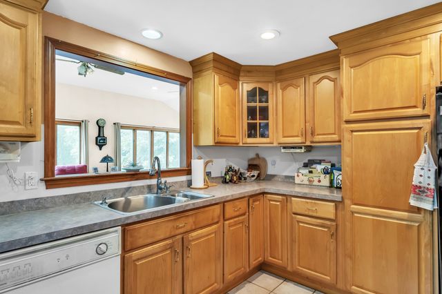 274 Great Road, Stow, MA 01775