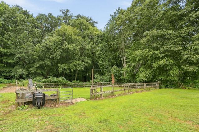 274 Great Road, Stow, MA 01775