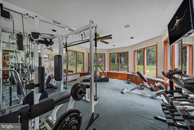 1528 MAYS LANDING RD, Hammonton, NJ 08037