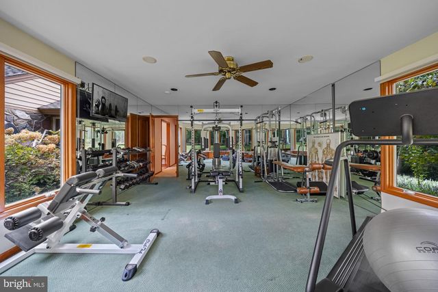 1528 MAYS LANDING RD, Hammonton, NJ 08037