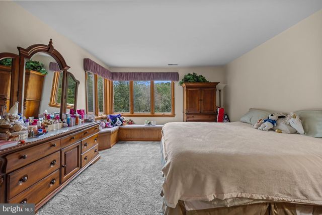1528 MAYS LANDING RD, Hammonton, NJ 08037