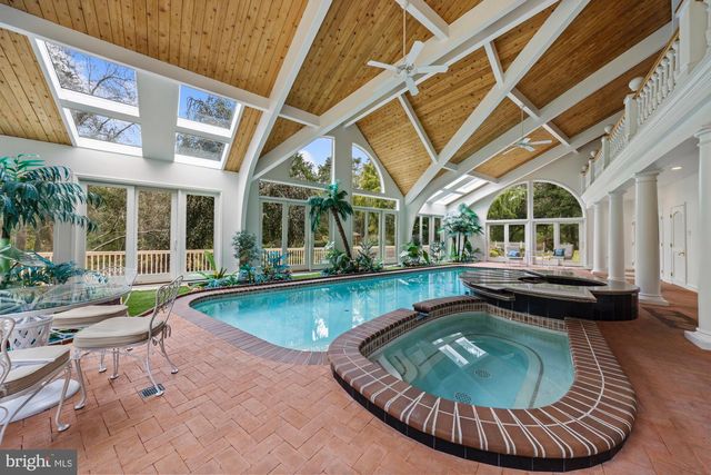 1528 MAYS LANDING RD, Hammonton, NJ 08037