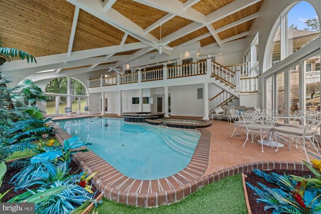 1528 MAYS LANDING RD, Hammonton, NJ 08037