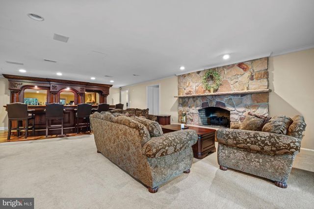 1528 MAYS LANDING RD, Hammonton, NJ 08037