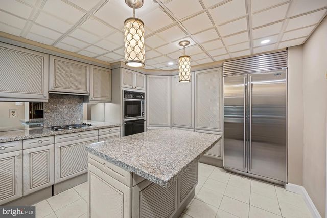 1528 MAYS LANDING RD, Hammonton, NJ 08037