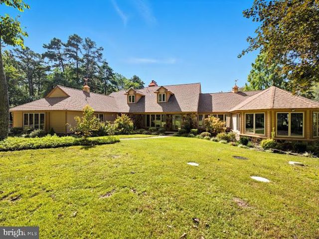 1528 MAYS LANDING RD, Hammonton, NJ 08037