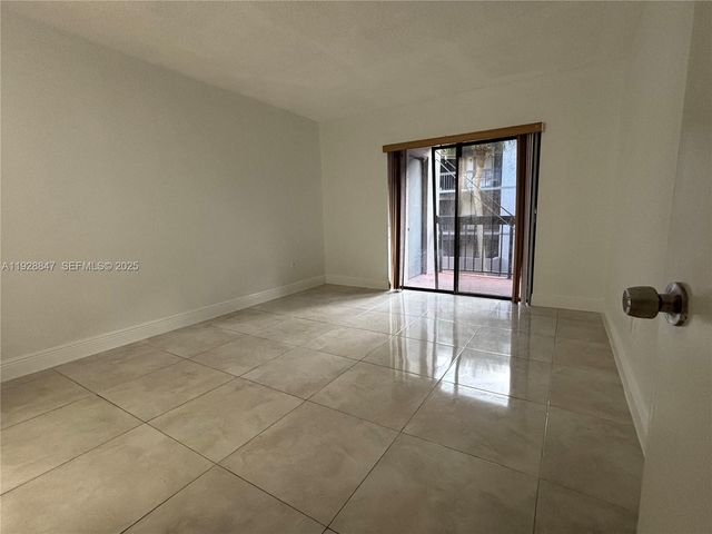 8810 SW 132nd Pl 203DN, Miami, FL 33186