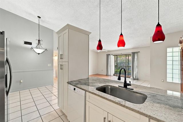 3380 CRYSTAL COURT E P, Palm Harbor, FL 34685