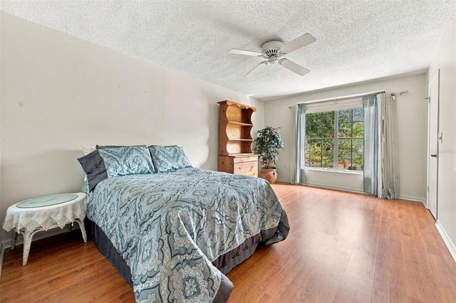 3380 CRYSTAL COURT E P, Palm Harbor, FL 34685