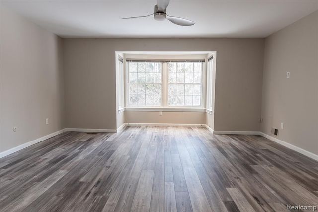 2677 Williamsburg Circle, Auburn Hills, MI 48326