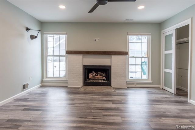 2677 Williamsburg Circle, Auburn Hills, MI 48326