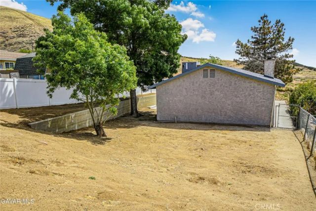 42823 Limeridge Drive, Lake Hughes, CA 93532