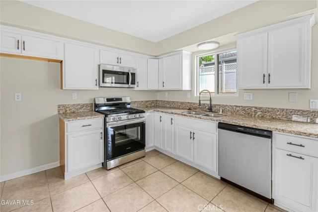 42823 Limeridge Drive, Lake Hughes, CA 93532