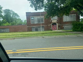 574 S Mcalister Avenue, Waukegan, IL 60085