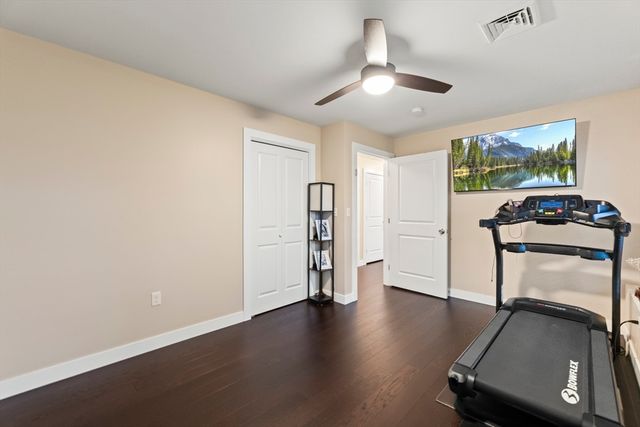 302 Oak Grove Avenue, Fall River, MA 02723