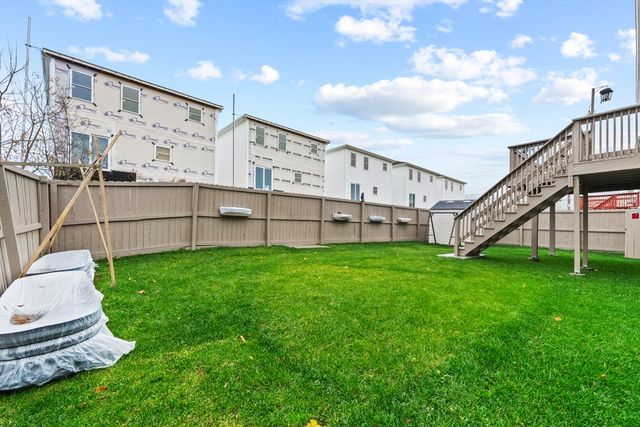 302 Oak Grove Avenue, Fall River, MA 02723