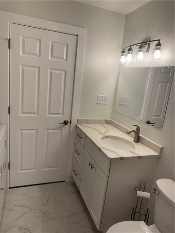 196 Jamestown Dr, Scott Twp, PA 15216