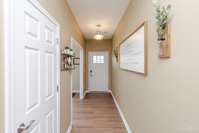 1621 Glade Valley Drive, Washington Twp, OH 45458