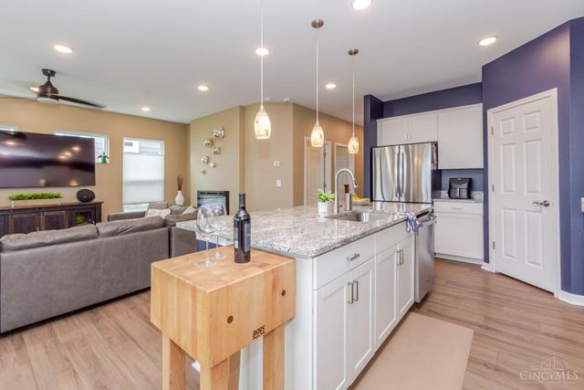1621 Glade Valley Drive, Washington Twp, OH 45458