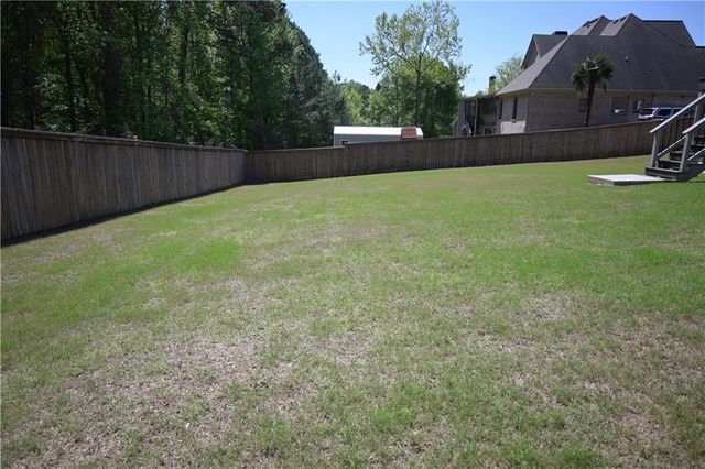 838 Natchez Valley Trace, Grayson, GA 30017