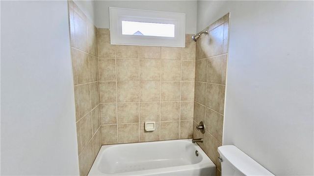 838 Natchez Valley Trace, Grayson, GA 30017