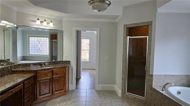 838 Natchez Valley Trace, Grayson, GA 30017