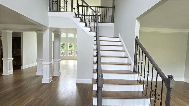 838 Natchez Valley Trace, Grayson, GA 30017
