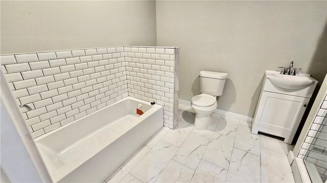 838 Natchez Valley Trace, Grayson, GA 30017