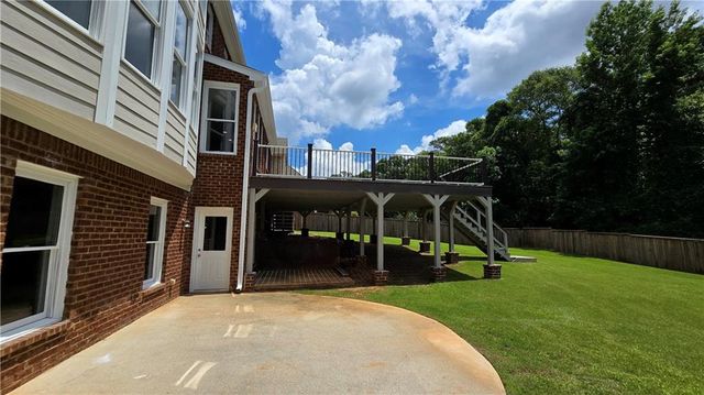 838 Natchez Valley Trace, Grayson, GA 30017