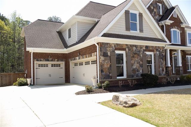 838 Natchez Valley Trace, Grayson, GA 30017