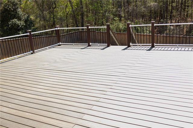 838 Natchez Valley Trace, Grayson, GA 30017