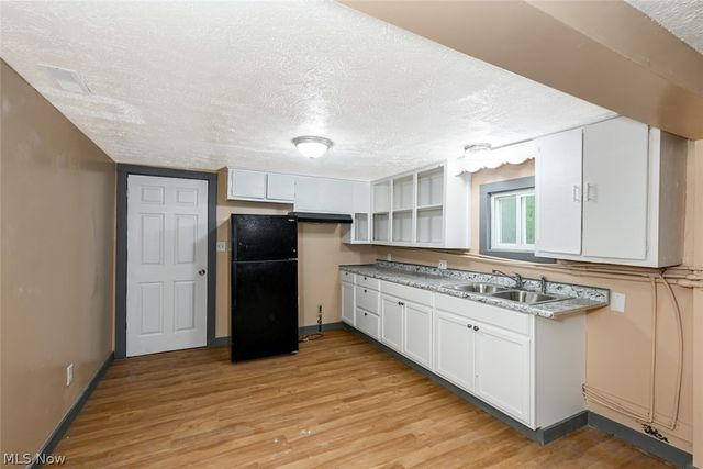 916 Abington Road, Akron, OH 44312