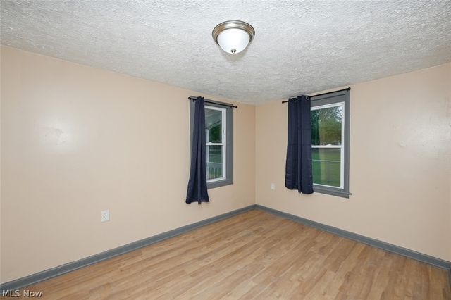 916 Abington Road, Akron, OH 44312