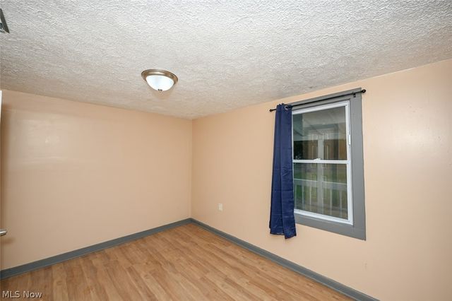 916 Abington Road, Akron, OH 44312