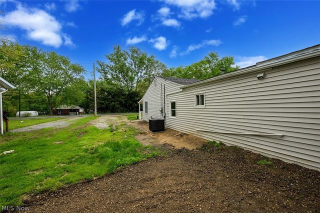 916 Abington Road, Akron, OH 44312