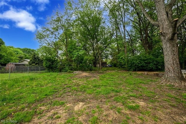 916 Abington Road, Akron, OH 44312