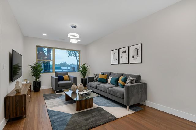 3923 W AINSLIE Street 2, Chicago, IL 60625
