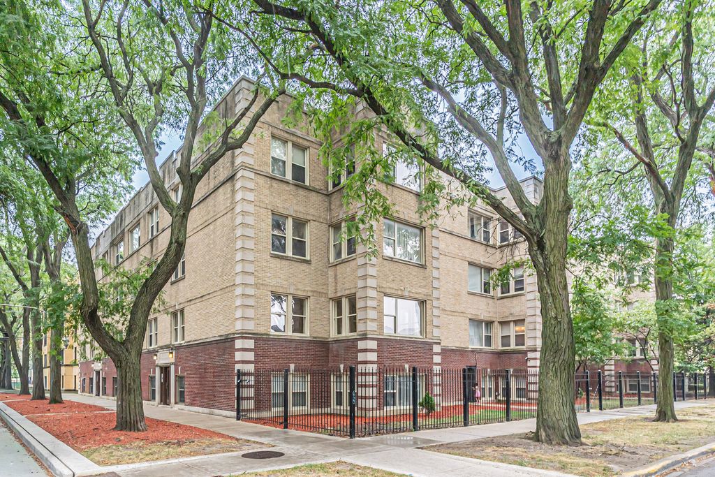 3923 W AINSLIE Street 2, Chicago, IL 60625