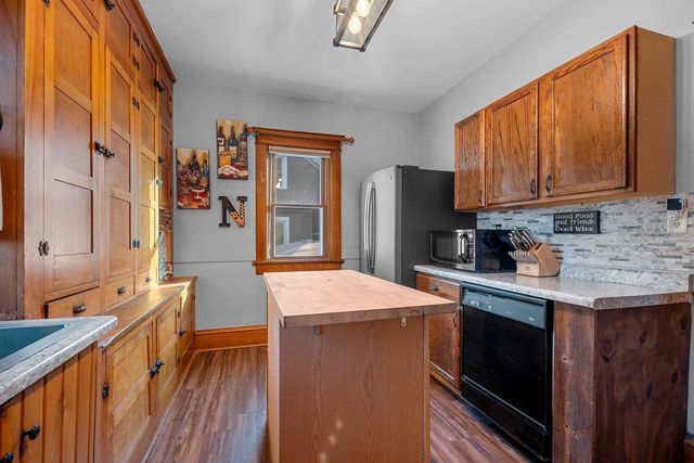 664 EVANS STREET, Oshkosh, WI 54901